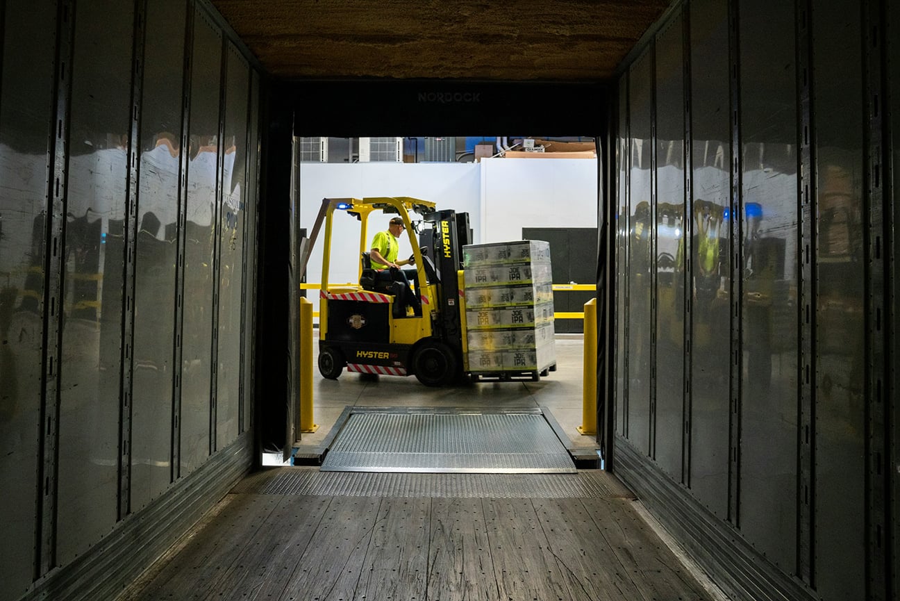 Forklift pic from Unsplash for import story